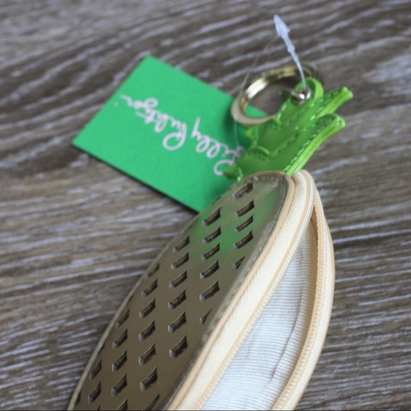 Lilly Pulitzer Pineapple Coin Purse NWT - Picture 6 of 8